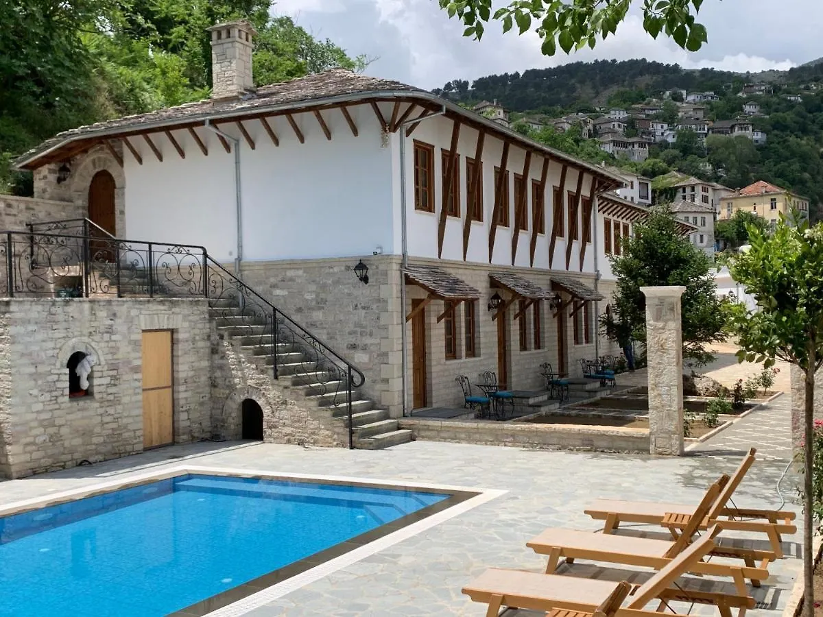Rose Garden Hotel Gjirokastër