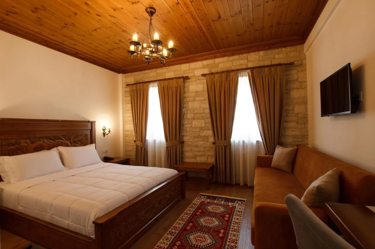 Rose Garden Hotel Gjirokastër