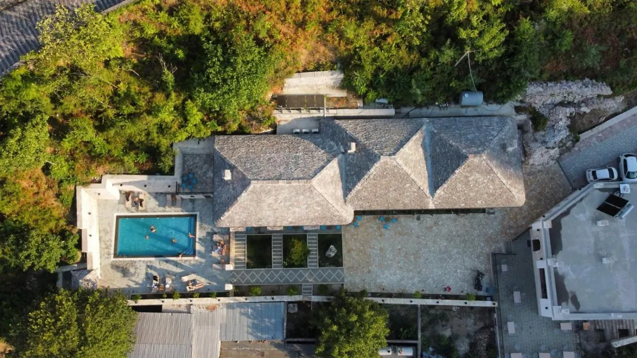 Rose Garden Hotel Gjirokaster