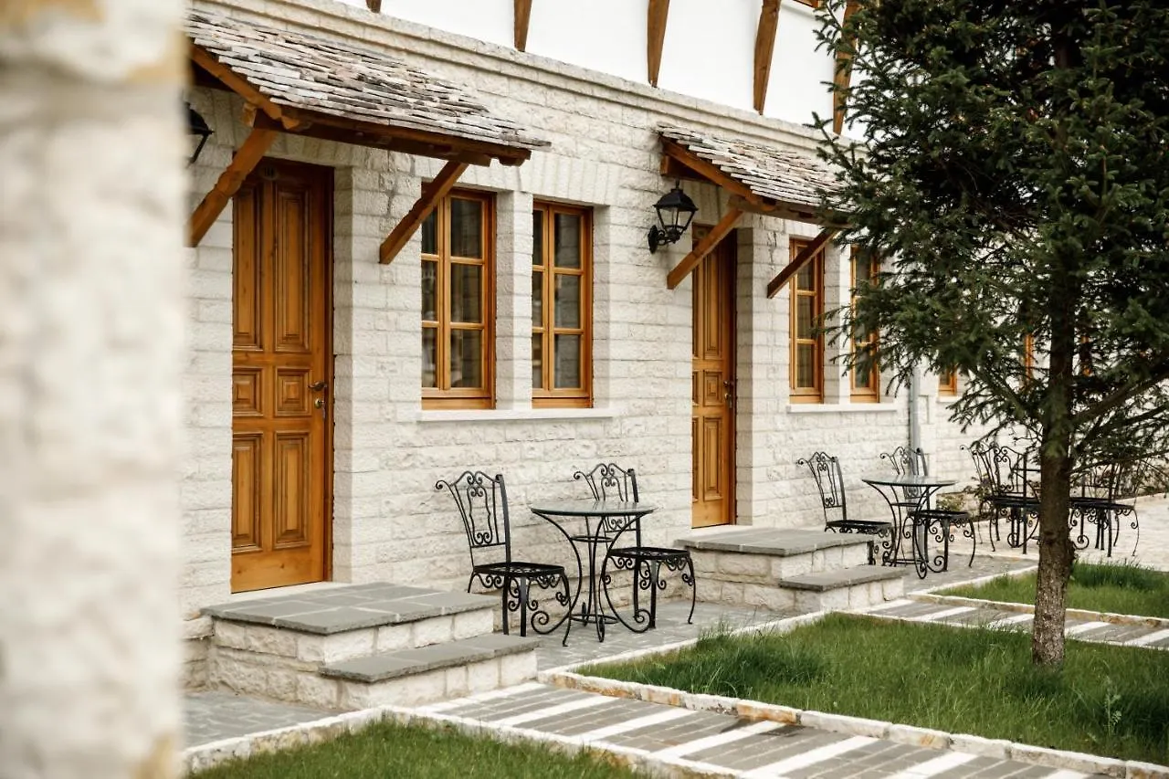 Rose Garden Hotel Gjirokaster