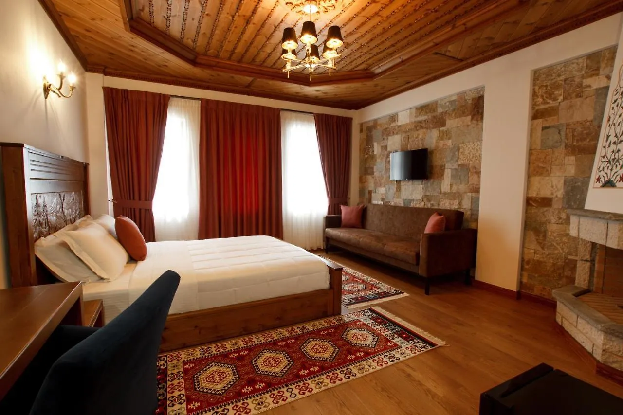 Rose Garden Hotel Gjirokaster