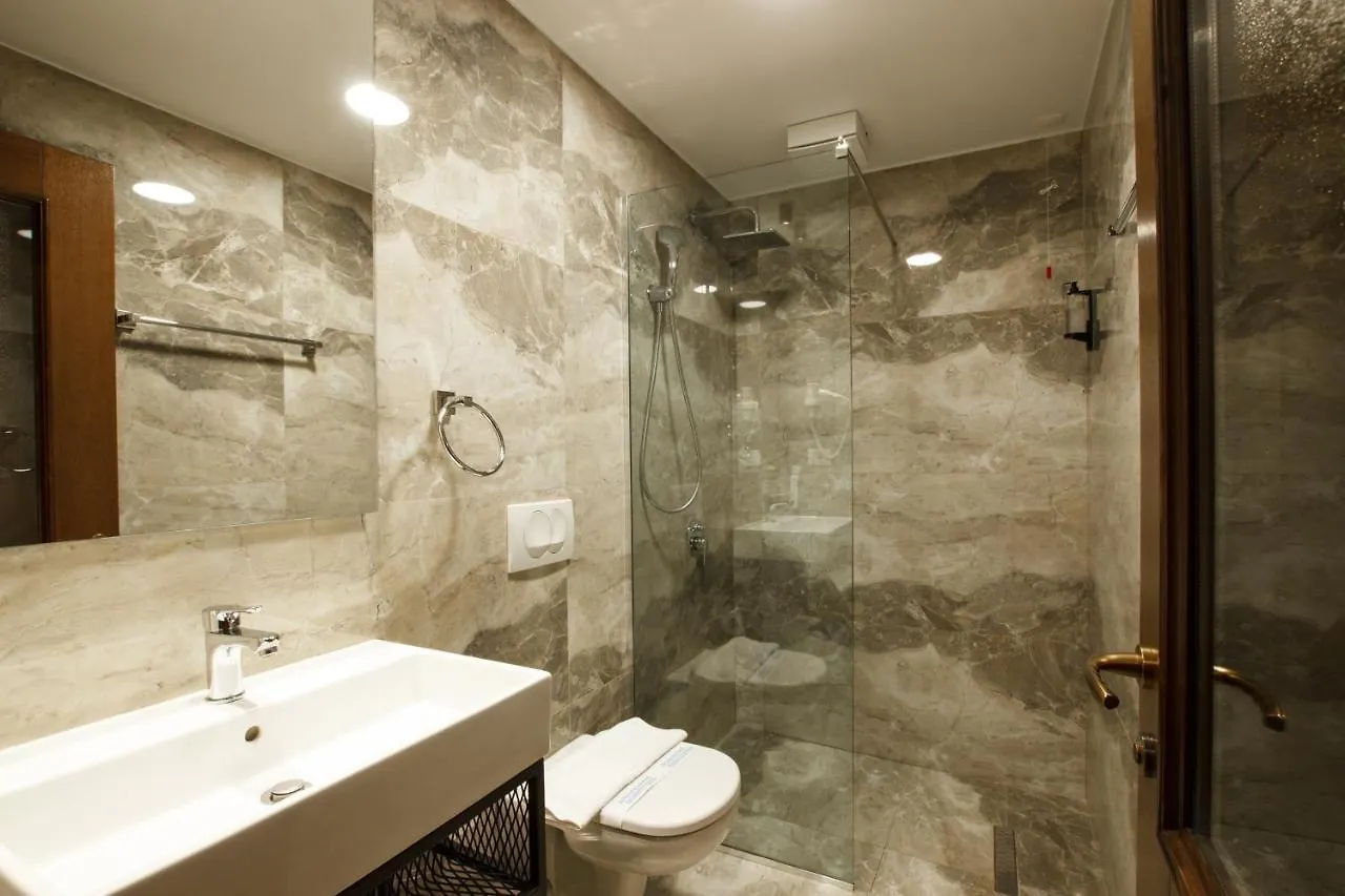 Rose Garden Hotel Gjirokaster Albania