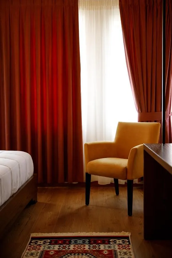 Rose Garden Hotel Gjirokaster
